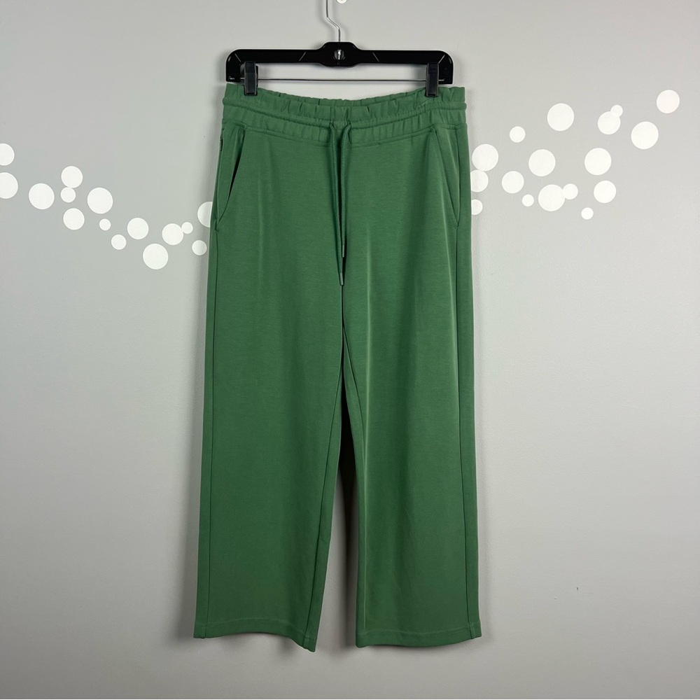 Athleta Green Cropped Wide-Leg Sweatpants - Picture 2 of 10